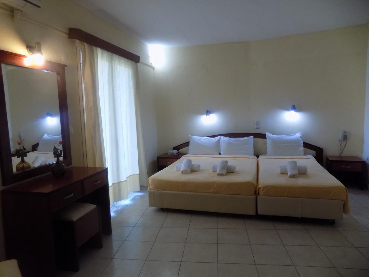Lefkas Blue Hotel Никиана Экстерьер фото